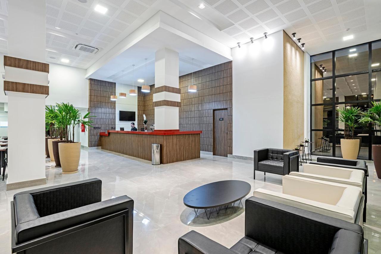 Slim Guarapuava Hotell Exteriör bild