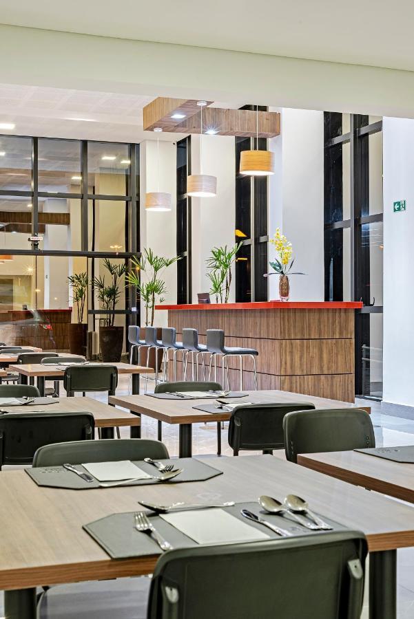 Slim Guarapuava Hotell Exteriör bild